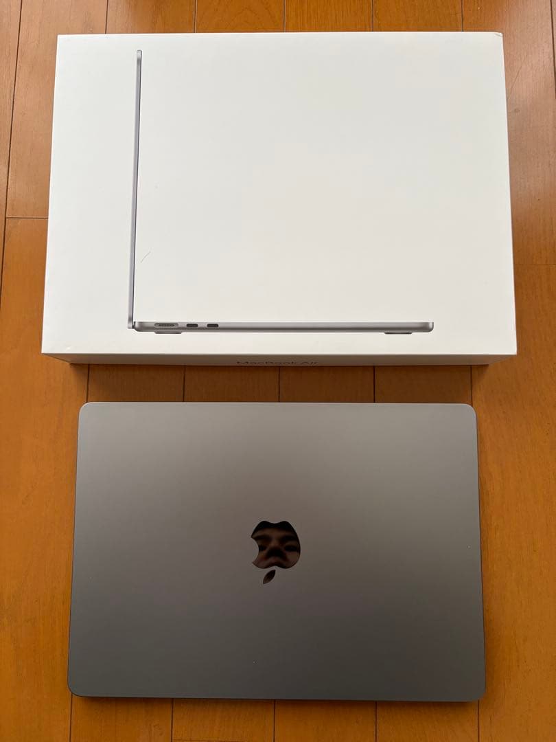 Apple MacBook Air M2 スペースグレイ