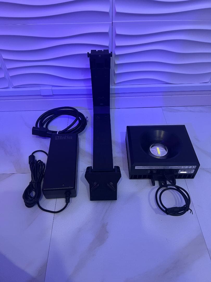 レッドシー RedSea ReefLED 90 + 専用アームセット①
