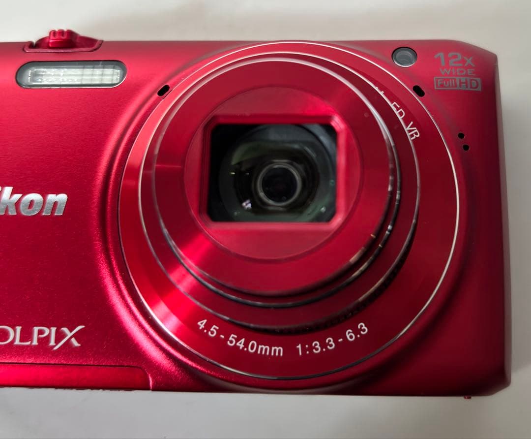 Nikon COOLPIX レッド 12倍光学ズーム　used