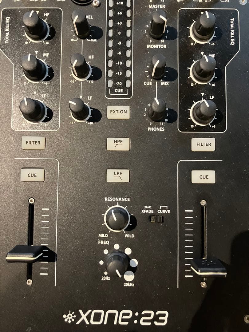 ALLEN & HEATH xone:23 プロフェッショナルDJミキサー