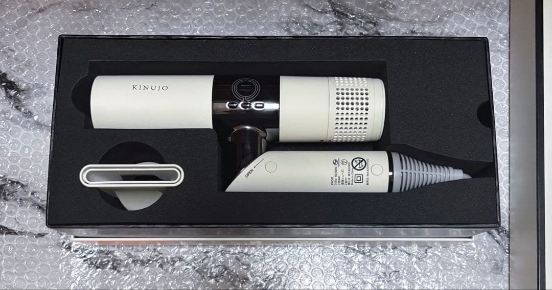 KINUJO ヘアドライヤー ホワイト/ブラック