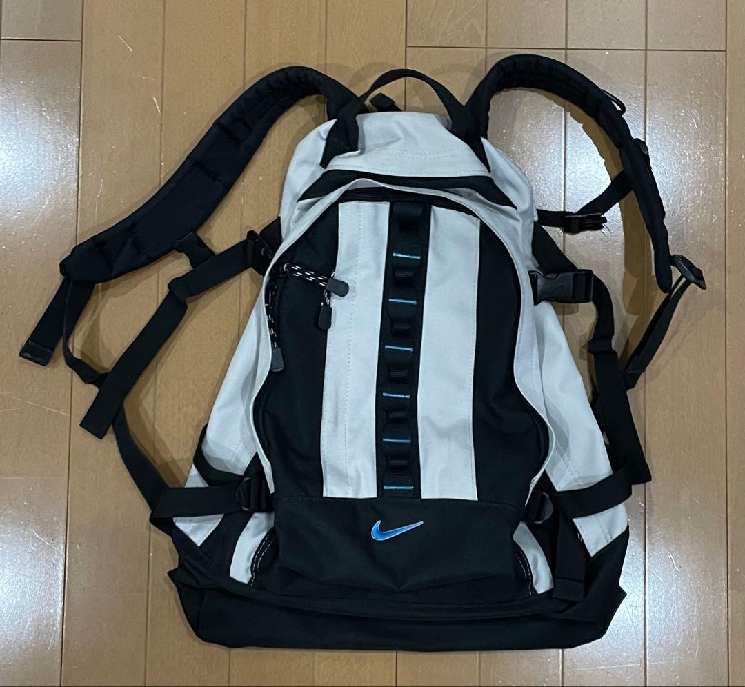 【希少】00s NIKE マルエム製 バックパック テック系 Y2K 大容量