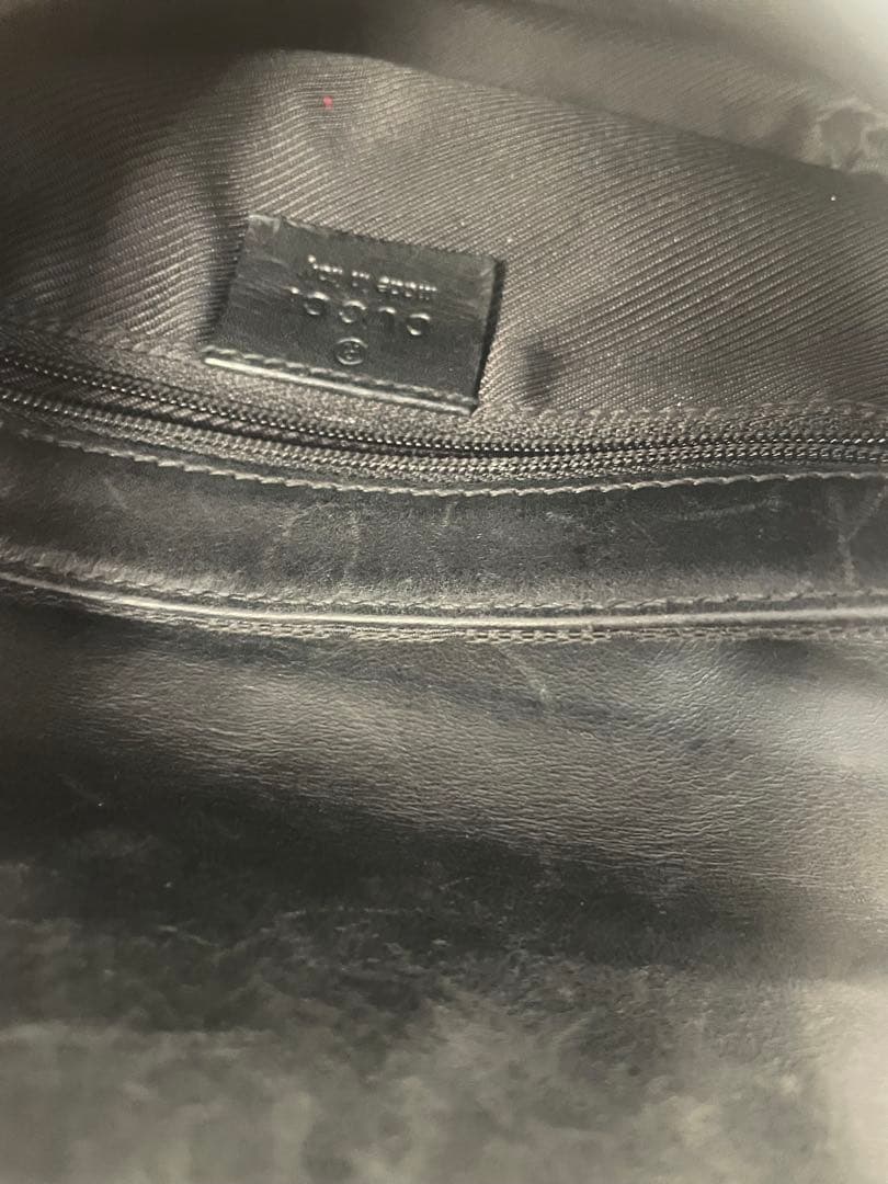 GUCCI　グッチ　ブラック　ボディバッグ ウエストポーチ