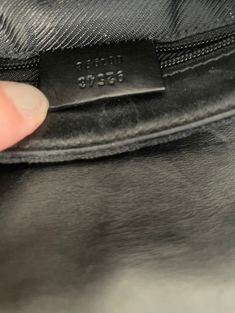 GUCCI　グッチ　ブラック　ボディバッグ ウエストポーチ