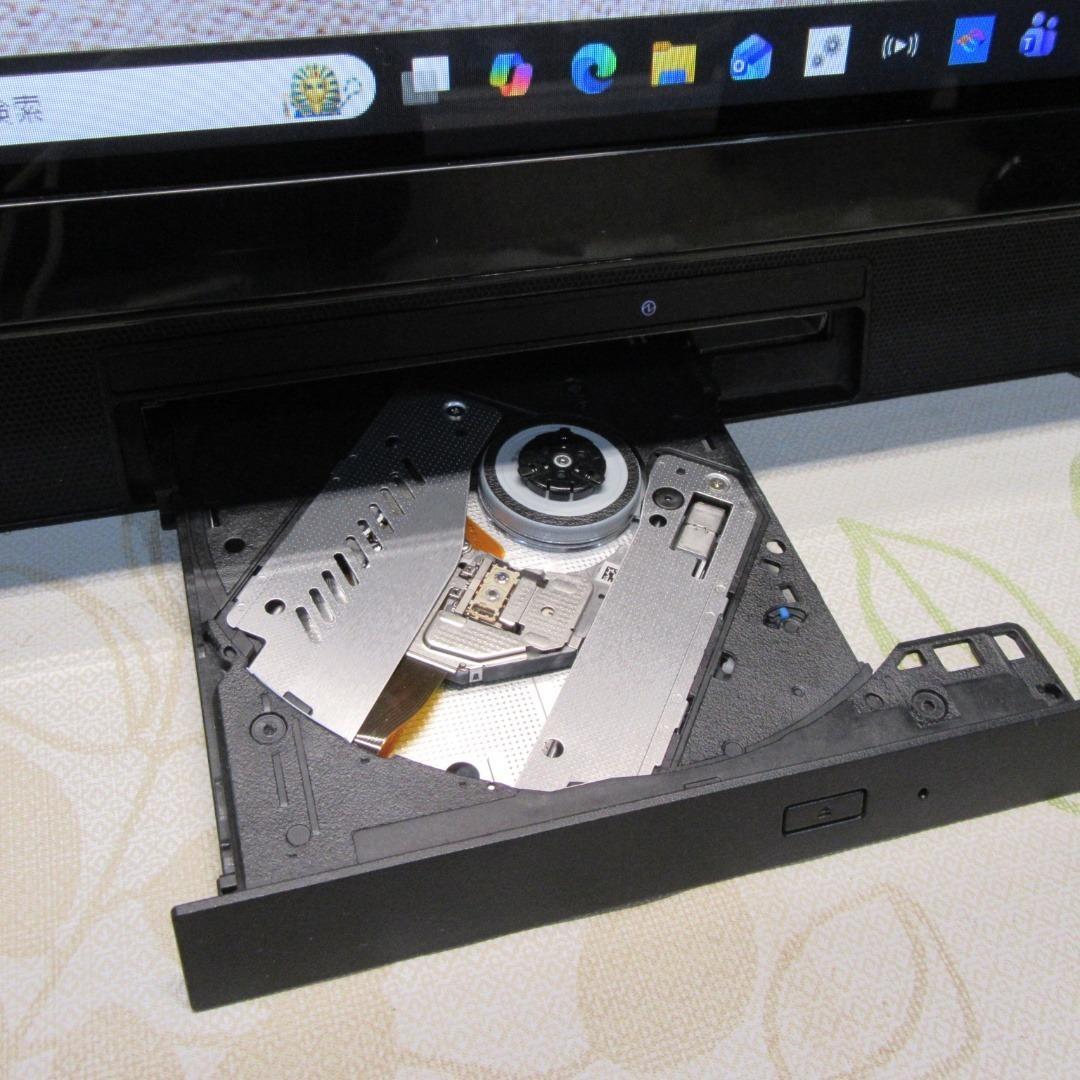 Win11公式対応8世代Corei7/メ16G/新品SSD+HDD/BD/無線