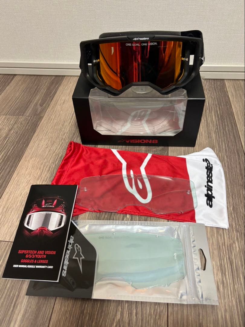 VISION8 ゴーグル ブラック　レッドミラーレンズ