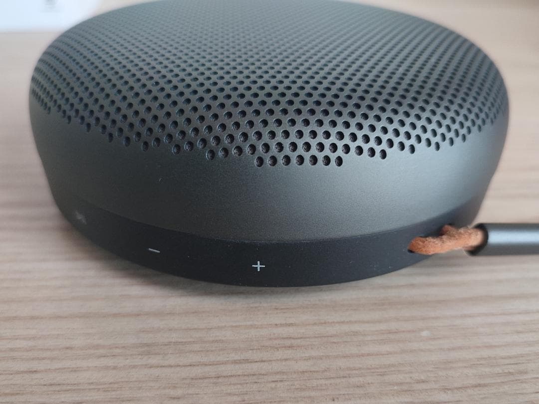 B&O スピーカー Beosound A1 2nd Gen ブラック