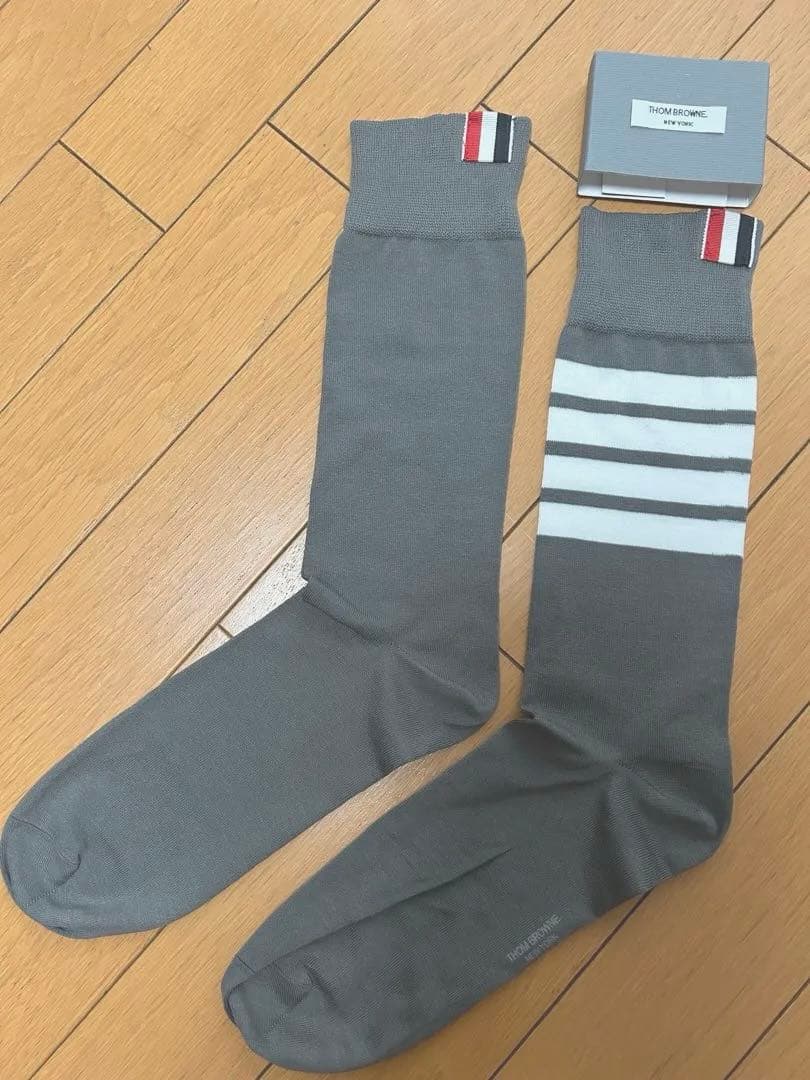 トムブラウン　靴下　ソックス 4-bar 定番 未使用