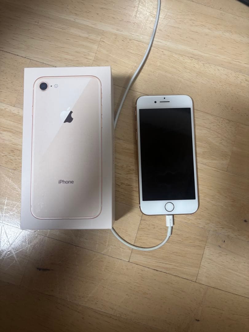 アイホン8 256GB キャリアソフトバンク　バッテリー最大容量87%