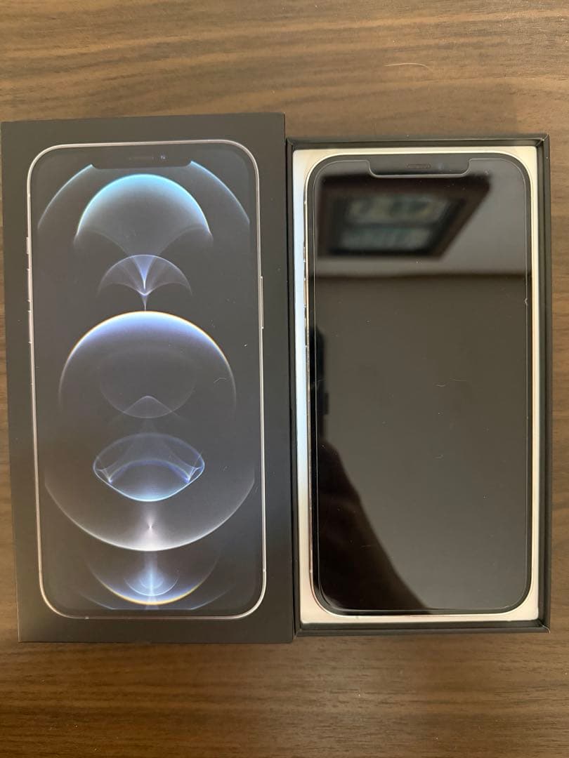 iPhone12Pro Max 中古　256GB