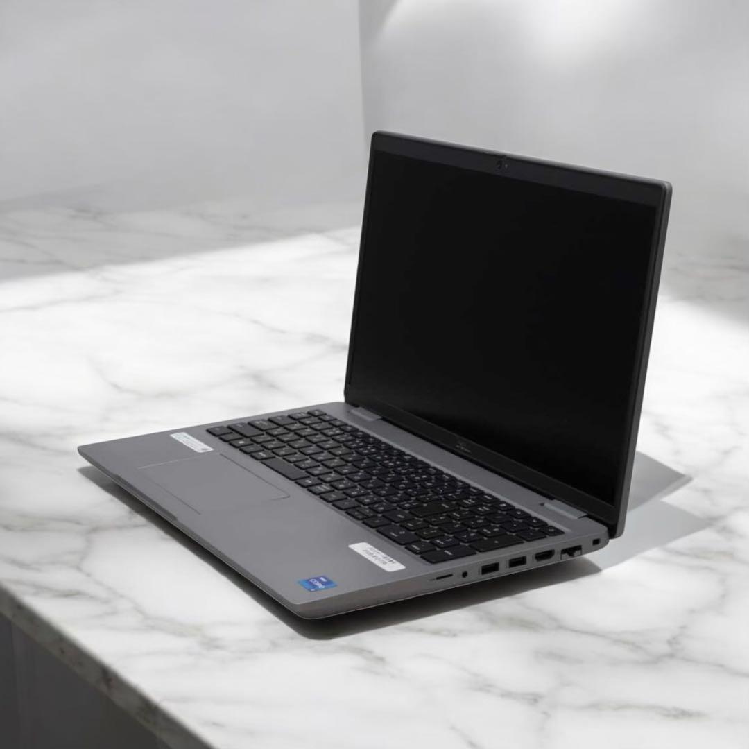 Windowsノート本体 Dell latitude 5521 i7 ram 16 ssd 512