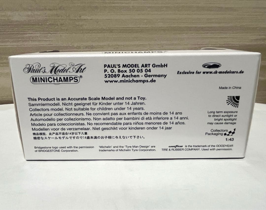 PMA 1/43 ポルシェ911 991-2 GT3-R IRON FORCE