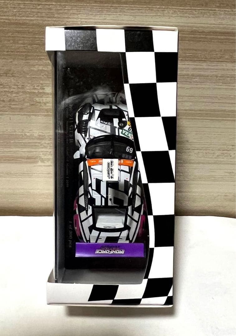 PMA 1/43 ポルシェ911 991-2 GT3-R IRON FORCE