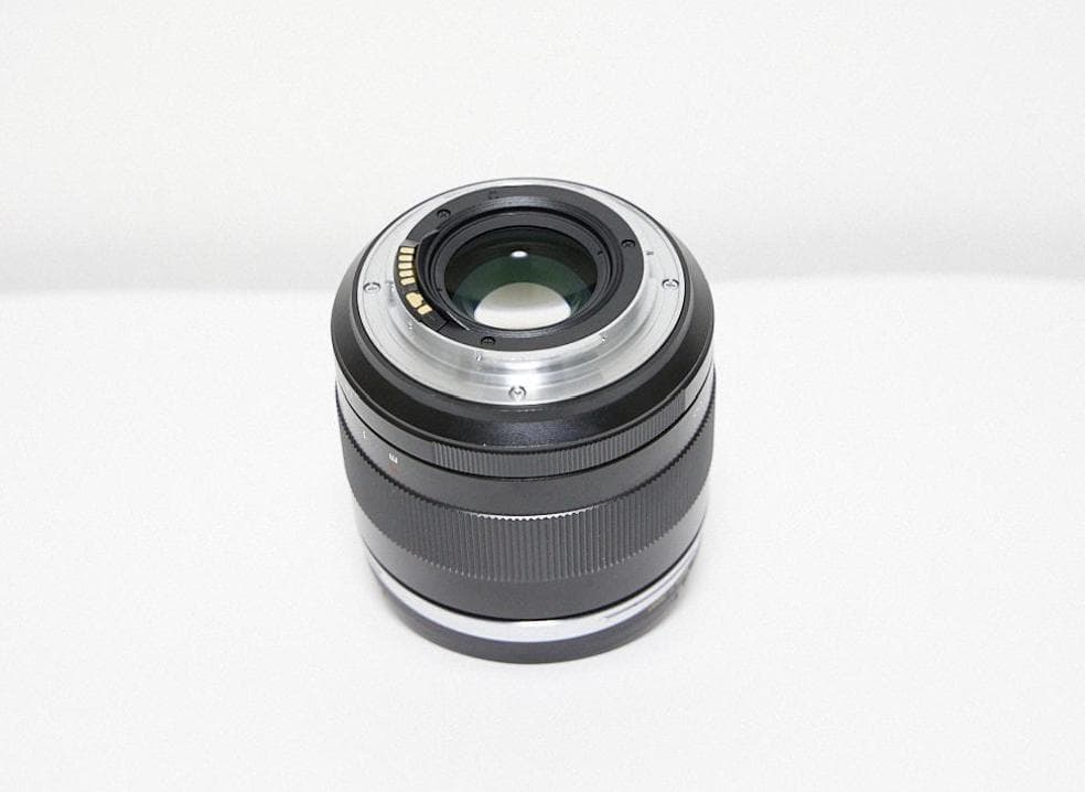 レンズ(単焦点) Carl Zeiss Planar T* 85mm F1.4 ZE