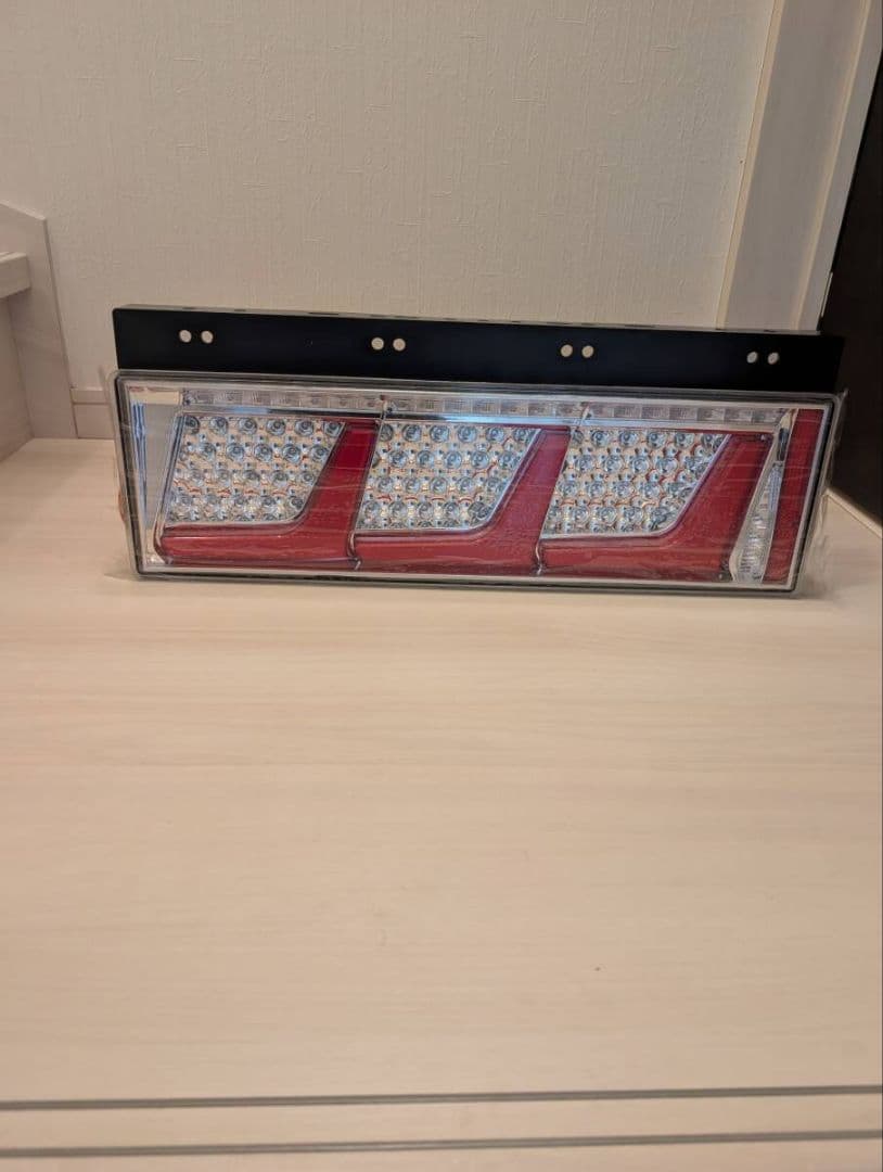 s*5様 大型用3連シーケンシャルテールランプ