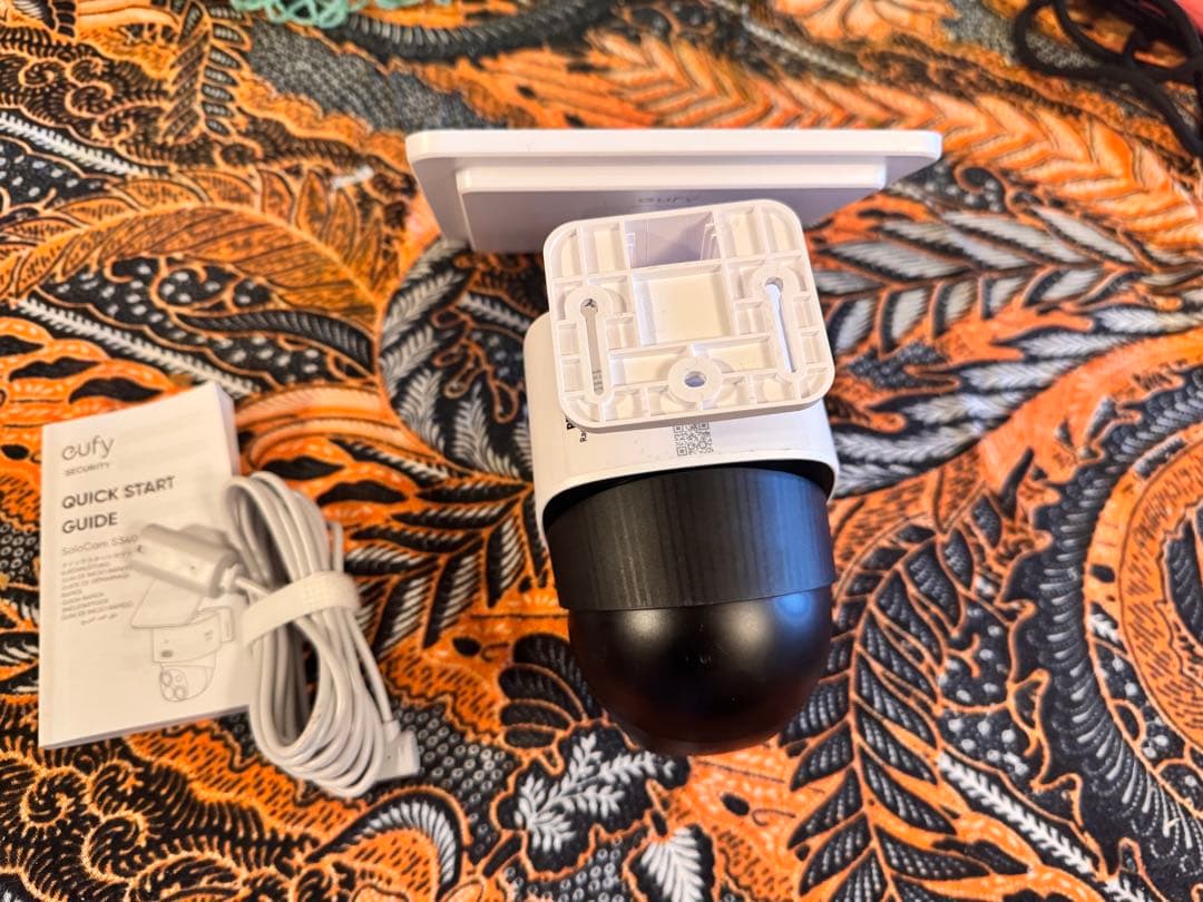 Anker Eufy SoloCam S340 防犯カメラ ソーラー充電