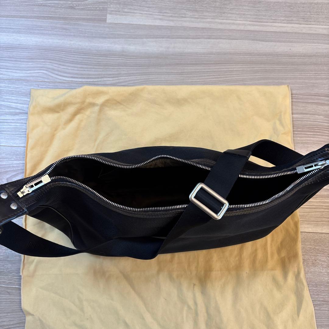 ルイヴィトン　メンズショルダーバッグ