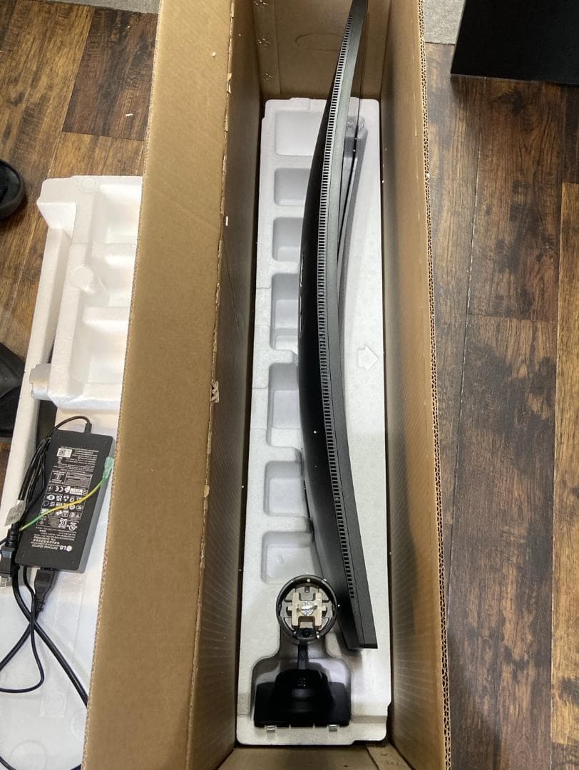 新品同様 LG ウルトラワイドモニター 【34WR55QC-B】34インチ