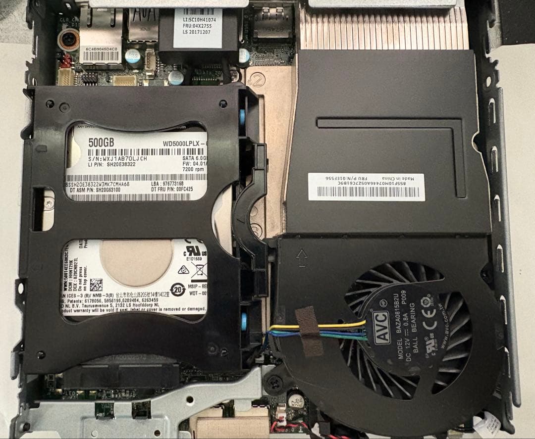 Lenovo ThinkCentre M710q ミニPC