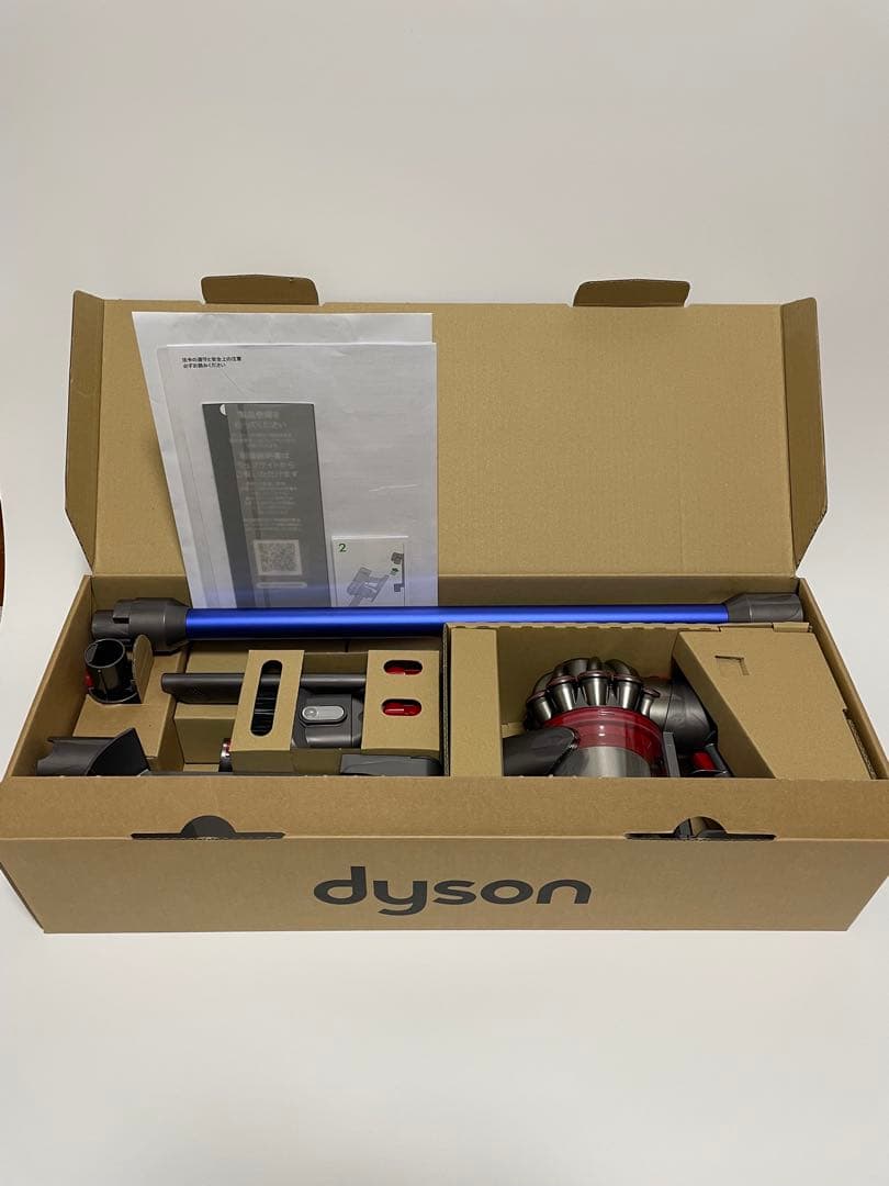 dyson　ダイソン　コードレスクリーナー　SV10K 箱・付属品付き