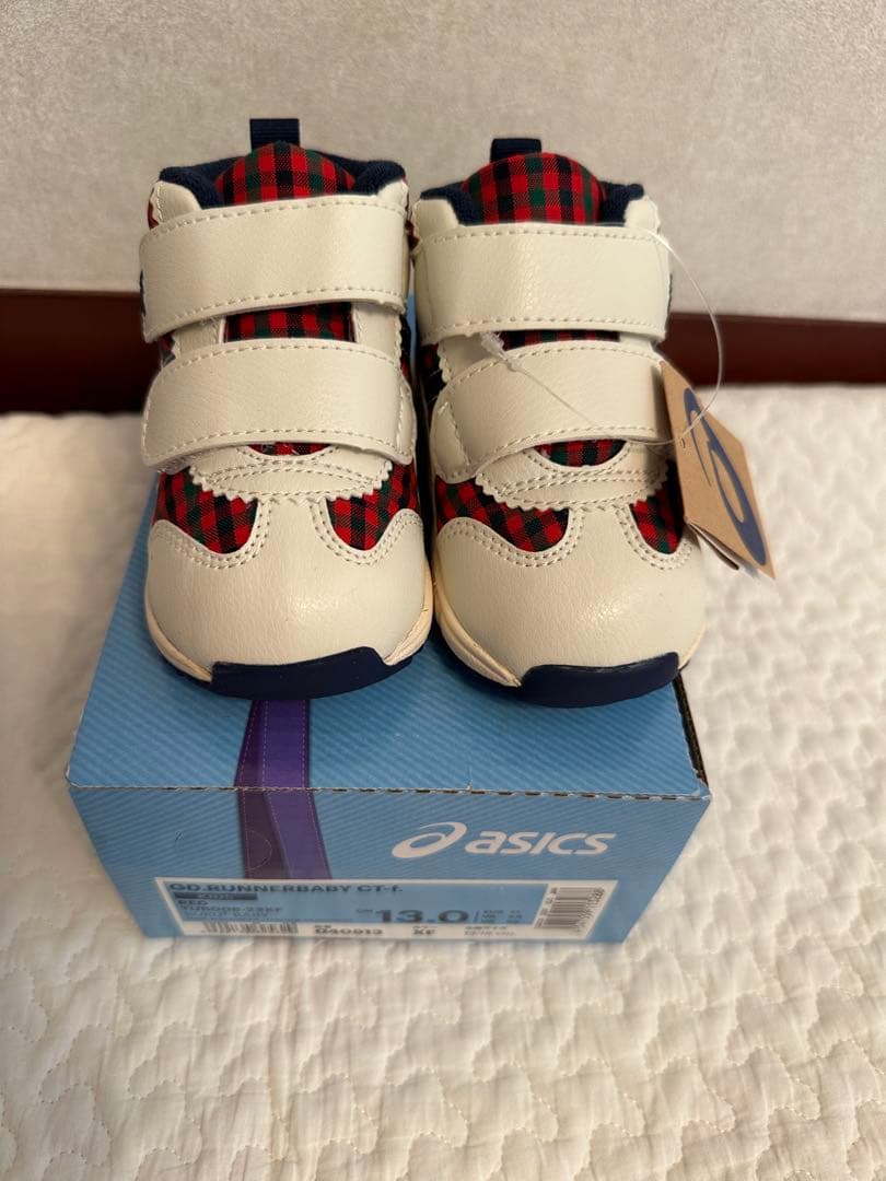 ［新品・未使用］familiar ASICS 13cmファミリア　アシックス