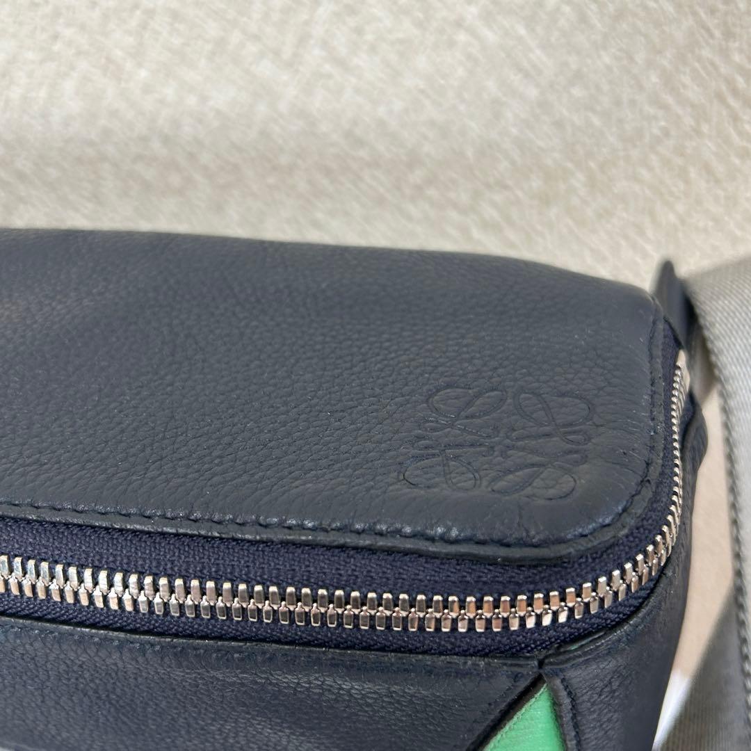 LOEWE ボディバッグ パズル ユニセックス