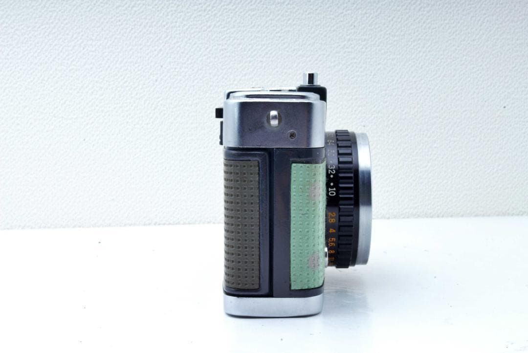 OLYMPUS　PEN-EES　ハーフサイズ　レトロカメラ　可愛い　コンパクト