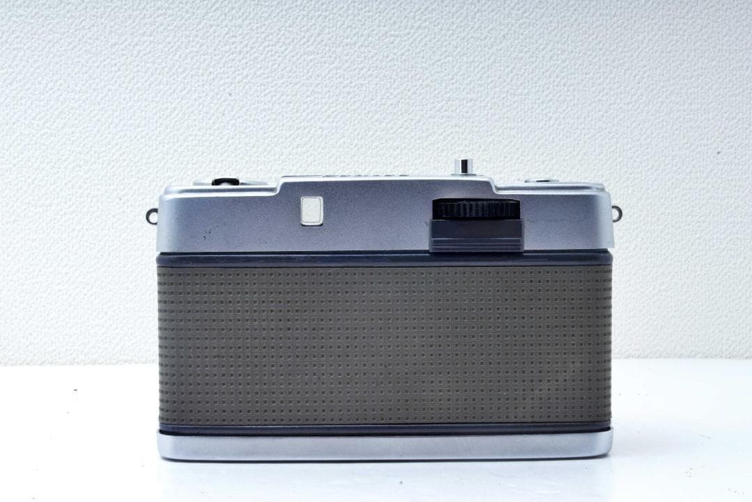 OLYMPUS　PEN-EES　ハーフサイズ　レトロカメラ　可愛い　コンパクト