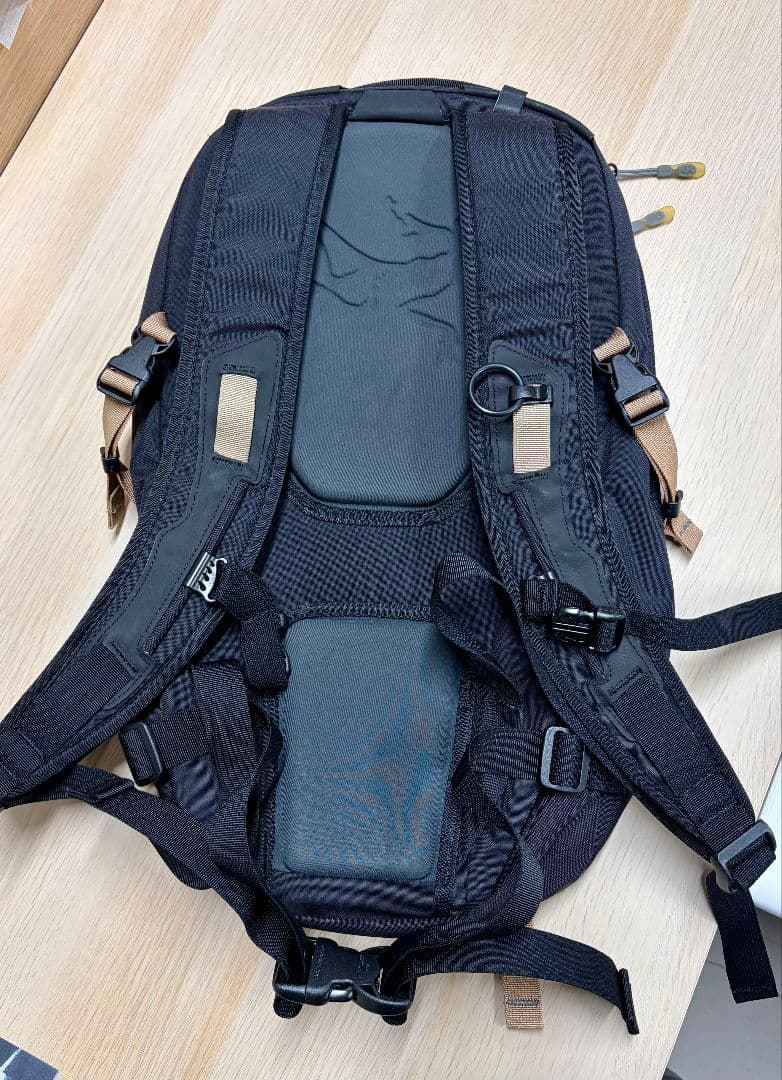 Arc'teryx Silo18 アークテリクス サイロ18 グレー