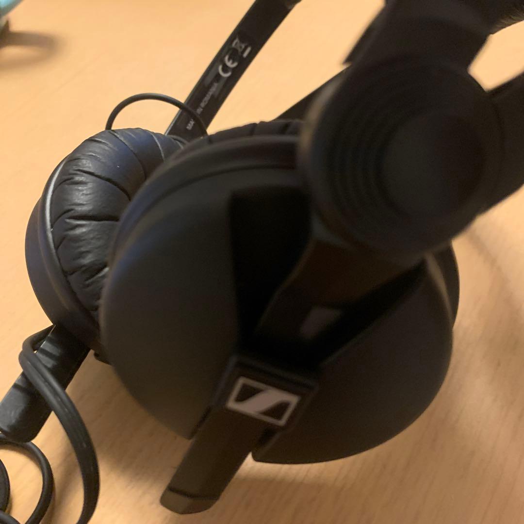 SENNHEISER ( ゼンハイザー ) HD25