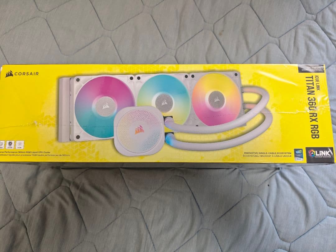 N*a様 CORSAIR TITAN 360 RX RGB 新品未開封