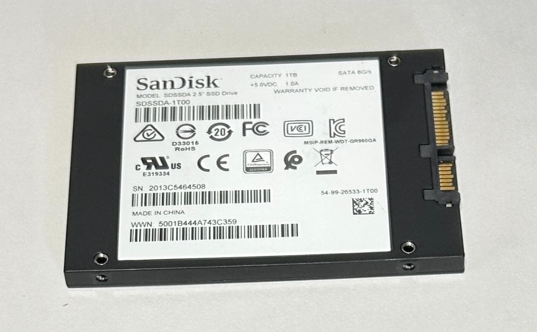 SanDisk 内蔵SSD 1TB 2.5インチ