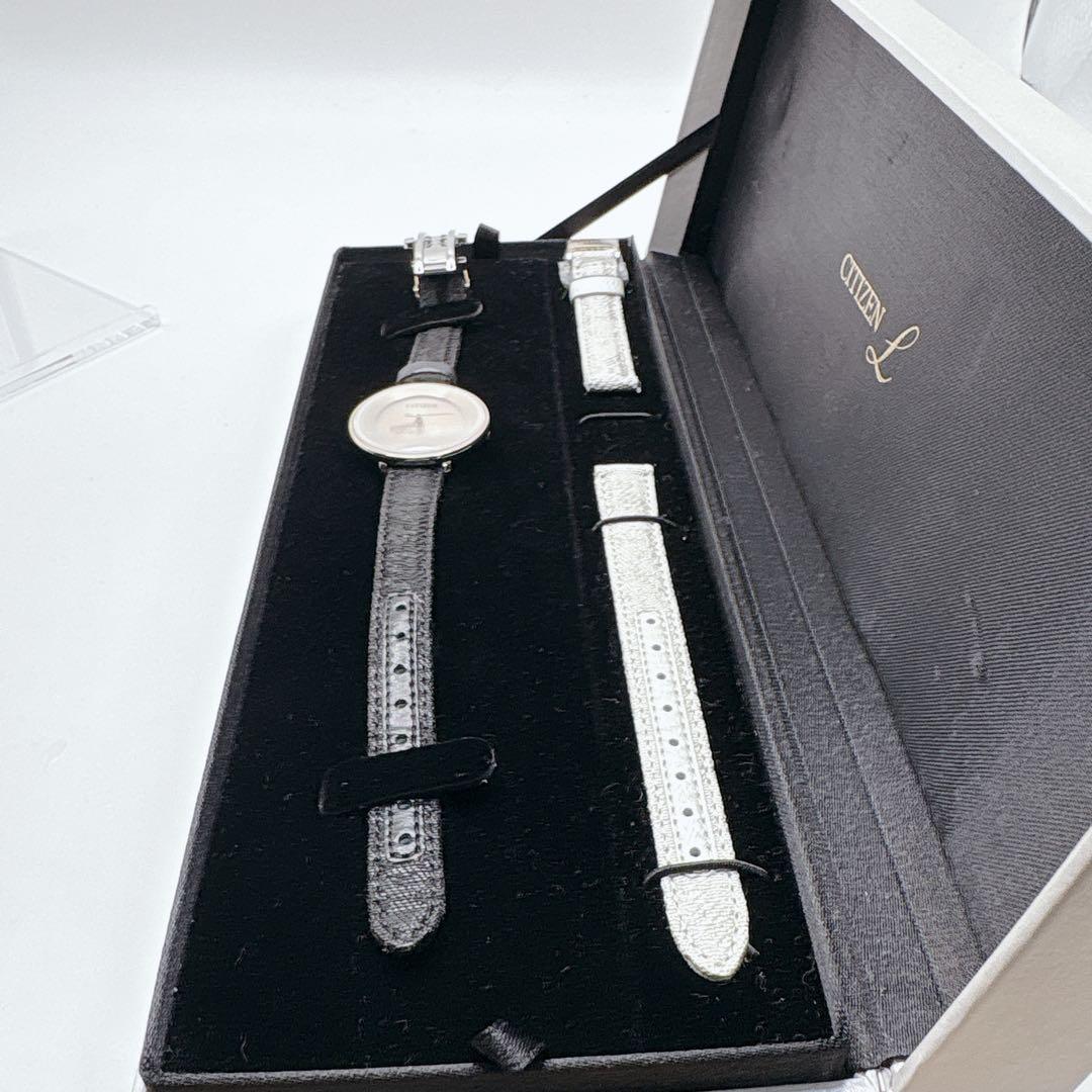 未使用級CITIZEN L Ambiluna エコドライブ 藤本壮介 定価18万