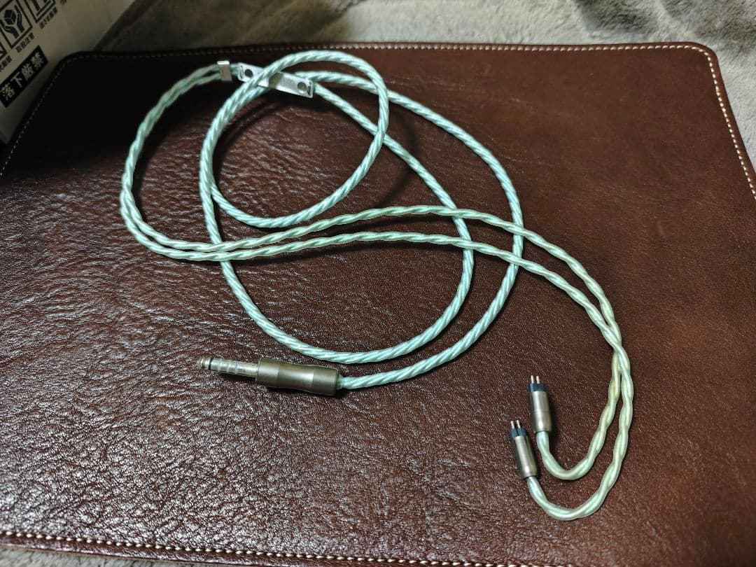 イヤホン WAGNUS. Zillion Sheep acqua