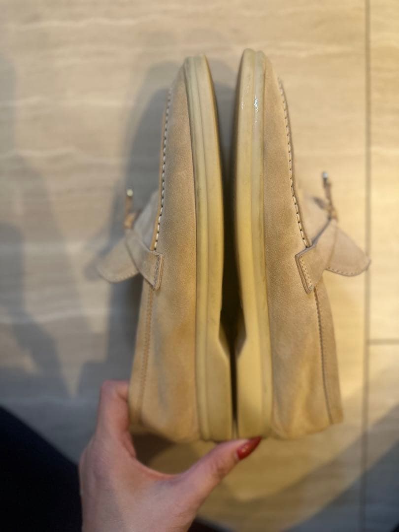 ロロピアーナ　ピンクベージュ スエード モカシン