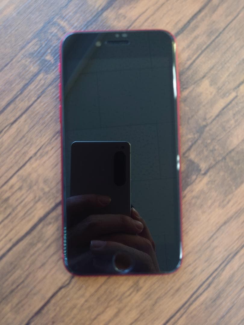 iPhoneSE 第3世代 (赤色) 256GB 美品