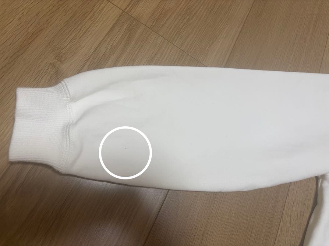 アワーホーム　裏毛素材のクルーネックプルオーバー　オフホワイト