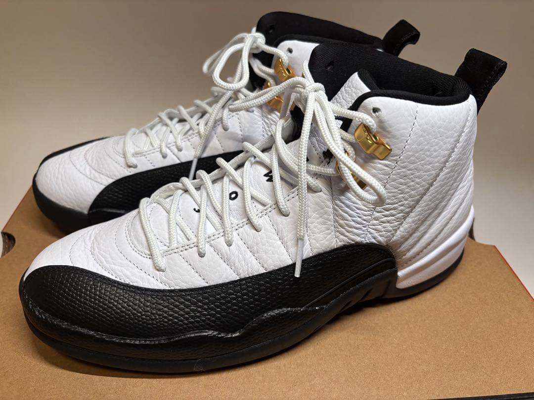 Nike Air Jordan 12 ホワイト/ブラック