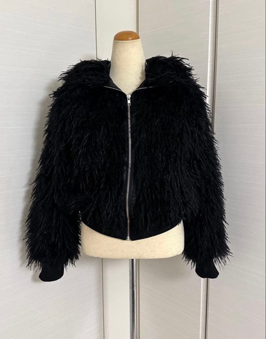 あおば着用　BEEDEN ZIP UP HOODED FUR BLOUSON