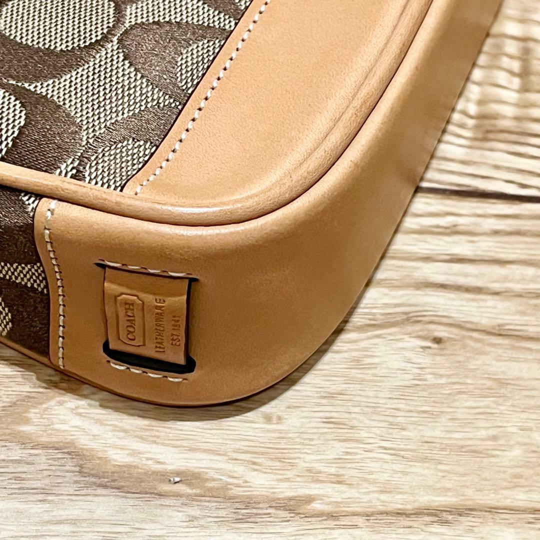 極美品　コーチ　6094 アクセサリーポーチ　シグネチャー　キャンバス