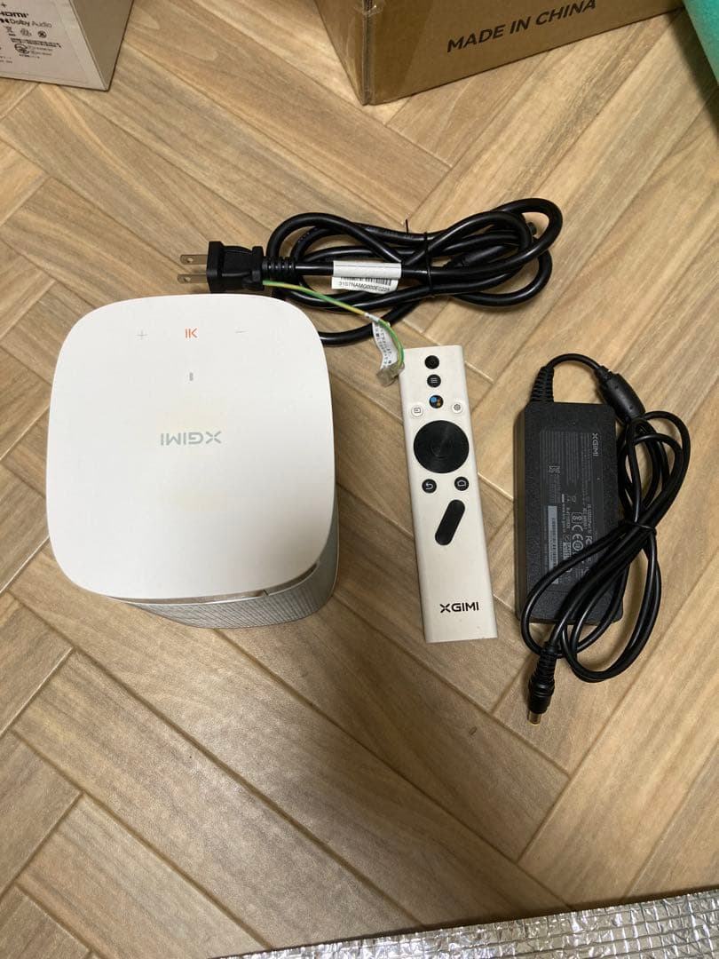 ジャンク　XGIMI mogo pro プロジェクター本体