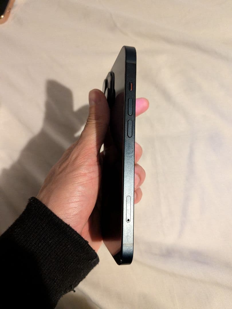 Apple iPhone 14 本体、箱付き、ケーブル付き