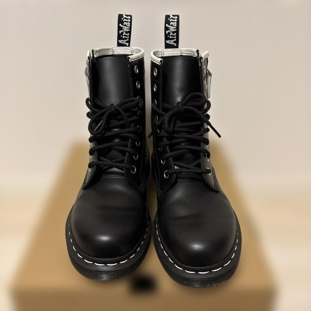 Dr. Martens日本限定1460 ZIPPED HDW 8ホール ブーツ