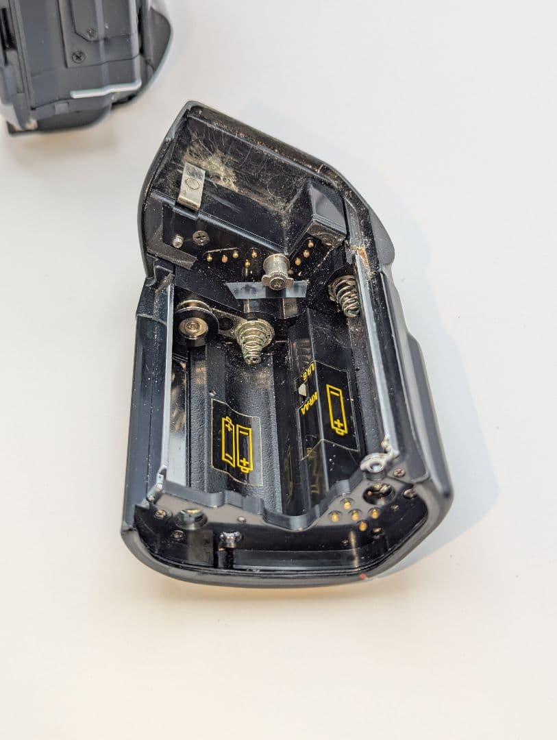 Nikon F4 S ボディ MB-21 付き