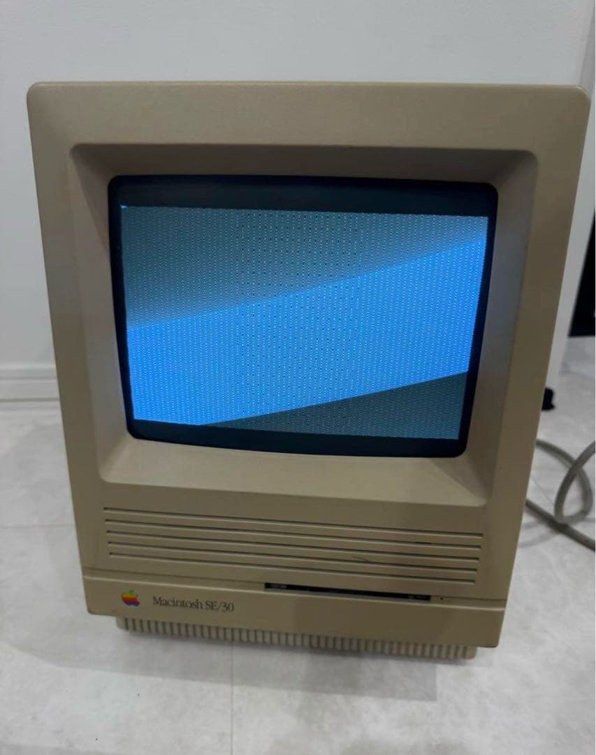 Apple Macintosh SE/30 本体、キーボード、マウス、ゲーム等