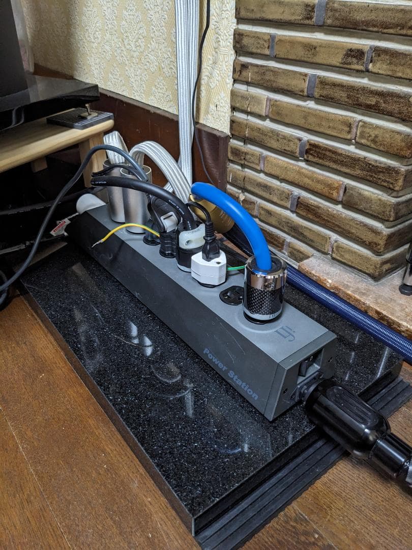 高級 天然黒御影石 山西黒 オーディオボード●600×400×20●5面磨き●