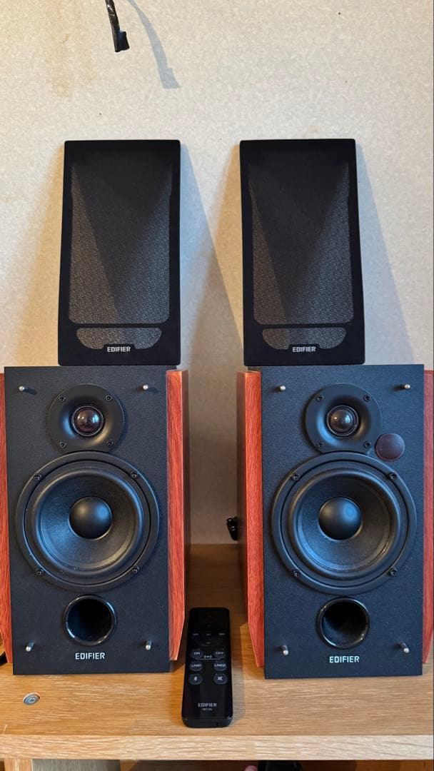 【美品】Edifier R1700BTs