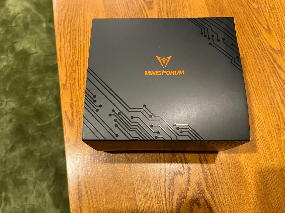 ミニPC Minisforum UM790 Pro