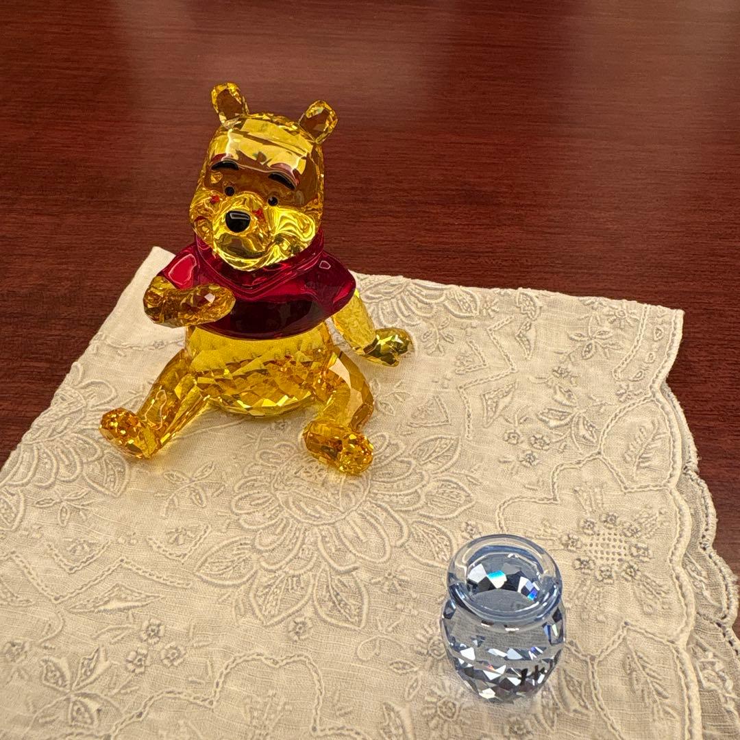スワロフスキー くまのプーさん　置物
