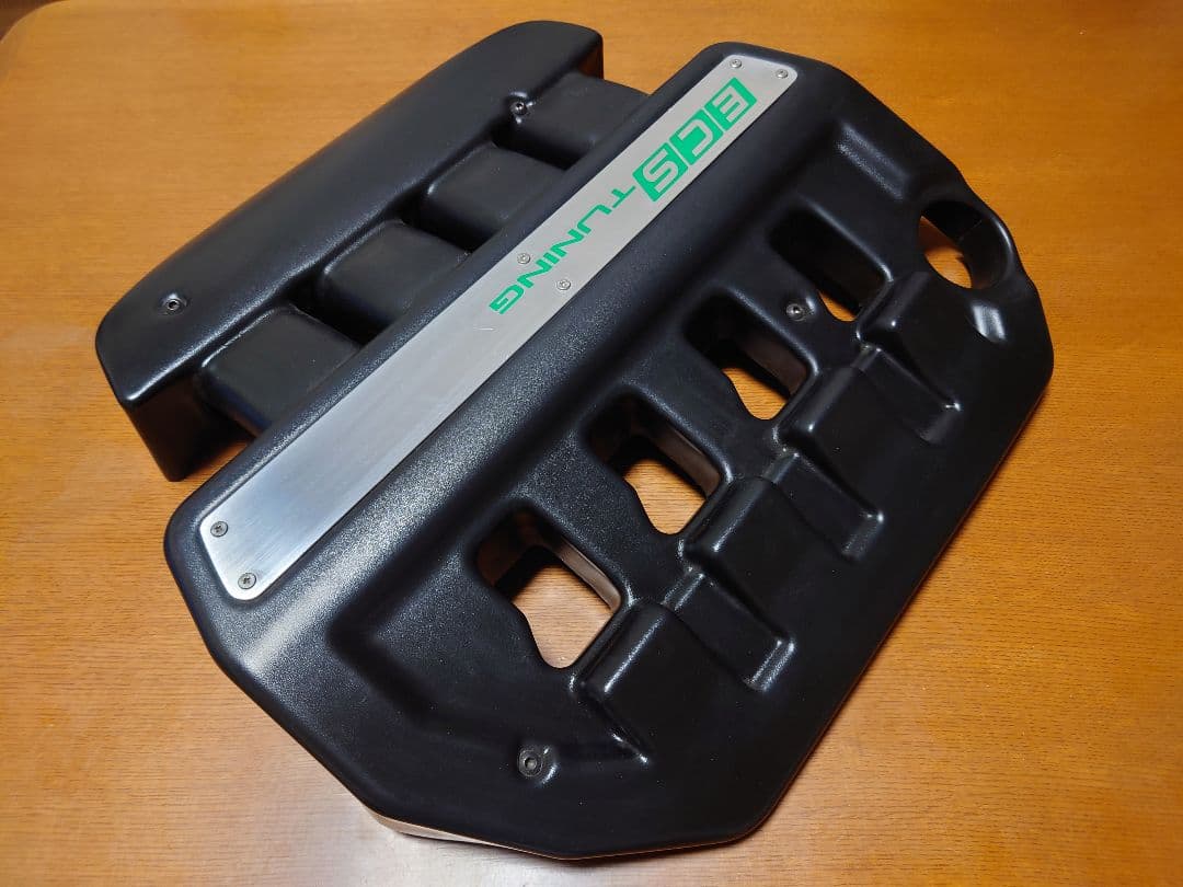 ゴルフ7GTI ECSチューニングエンジンカバー